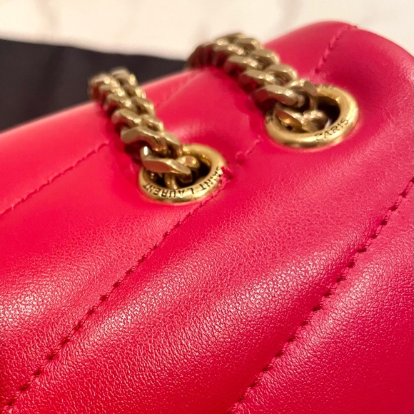 ❌❌SOLD❌❌ Saint Laurent LouLou Small Red - Picture 15 of 16